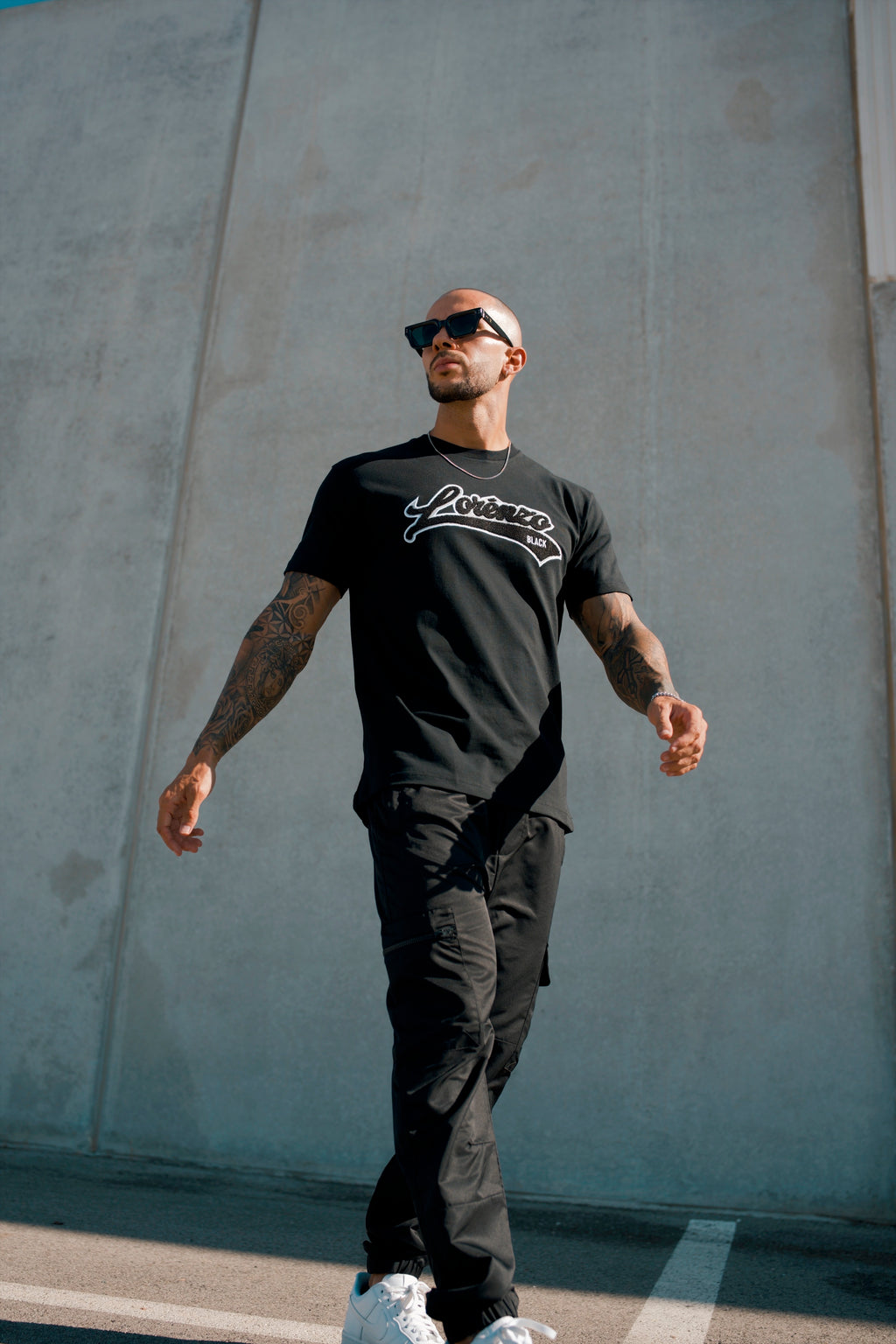 Chenille Patch T-shirt - Black